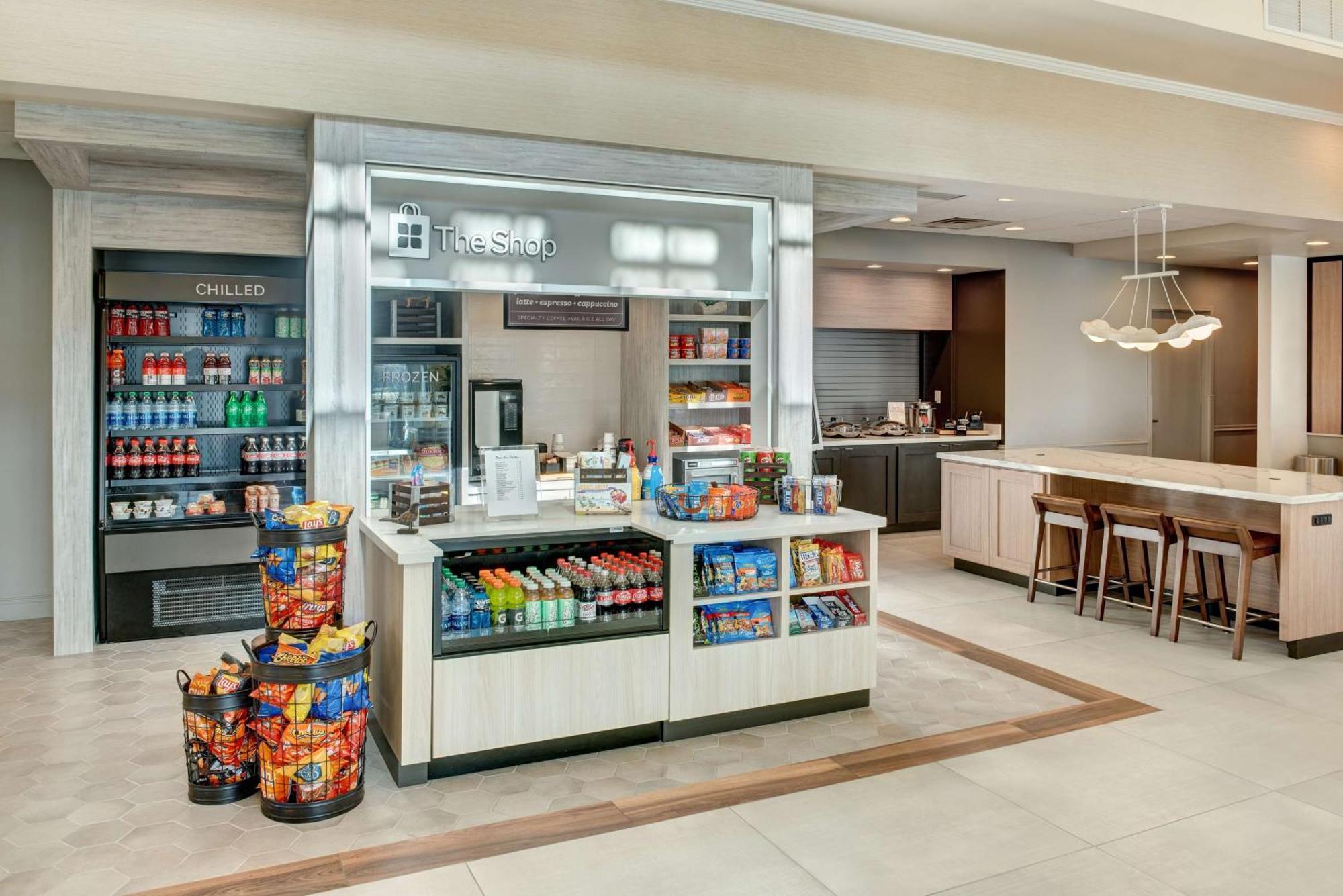 Hilton Garden Inn Lakewood Buitenkant foto