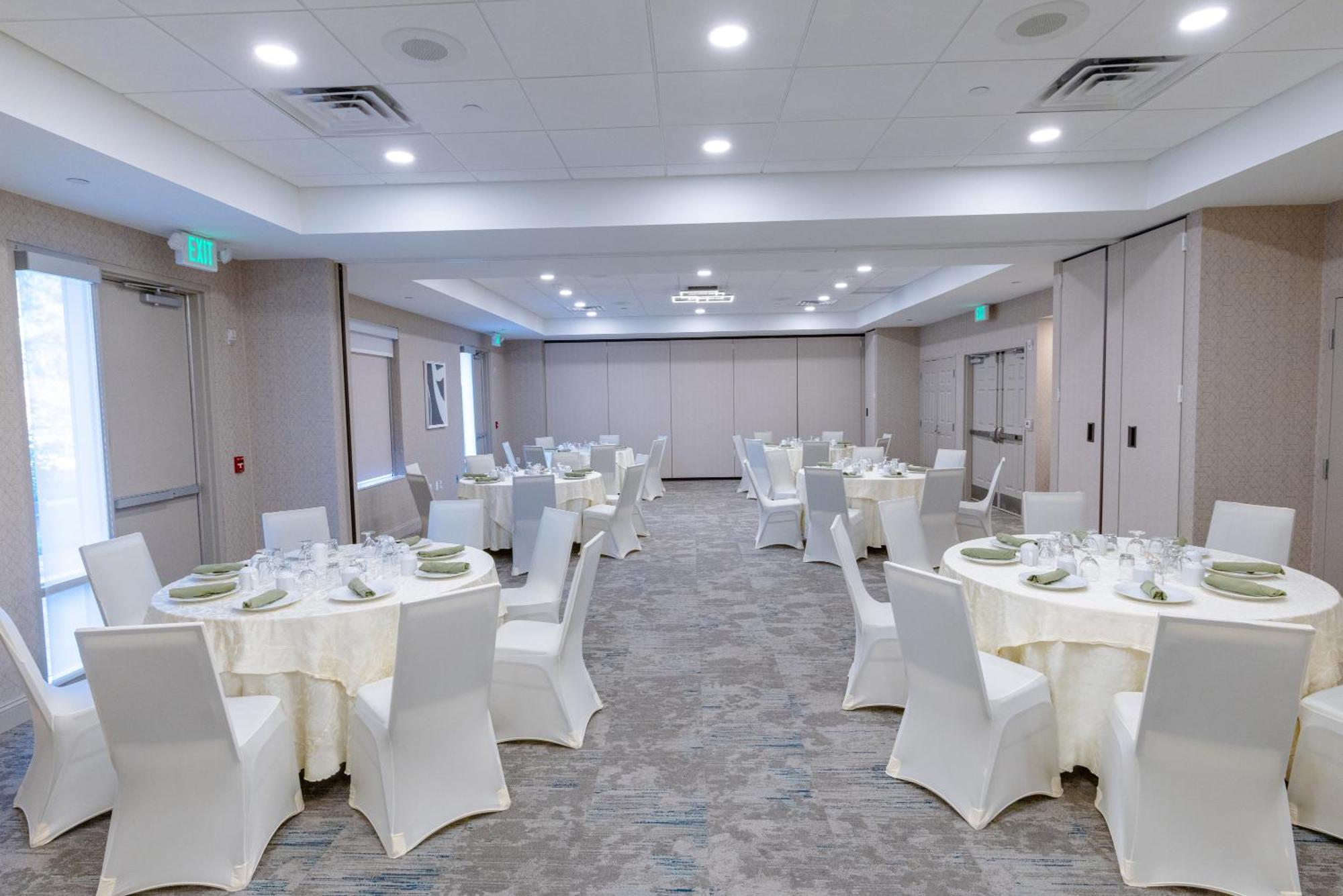 Hilton Garden Inn Lakewood Buitenkant foto