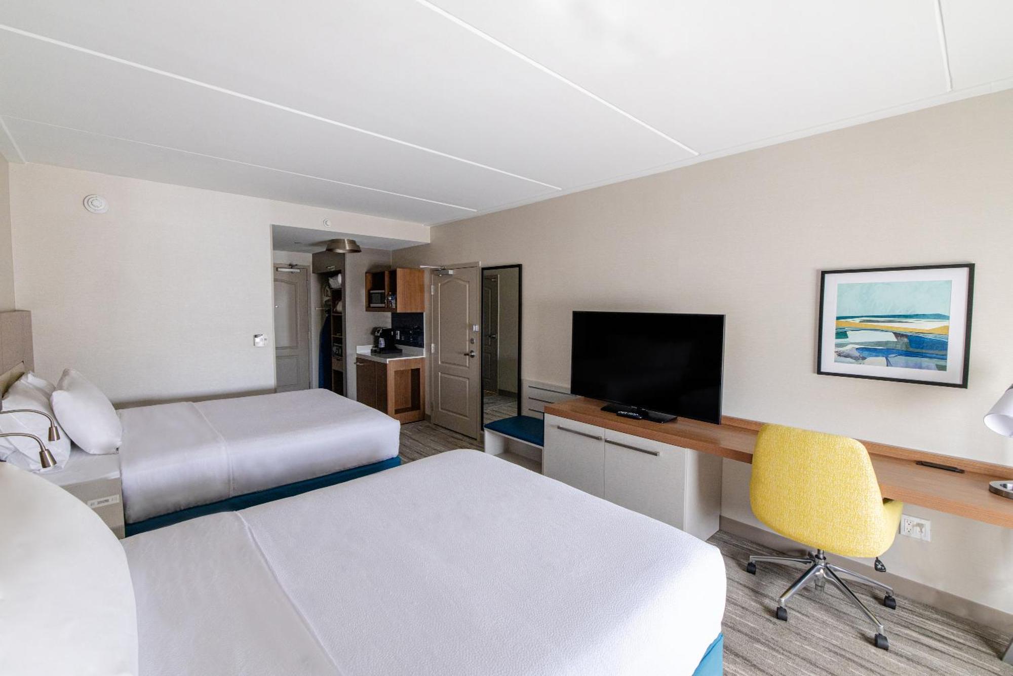Hilton Garden Inn Lakewood Buitenkant foto
