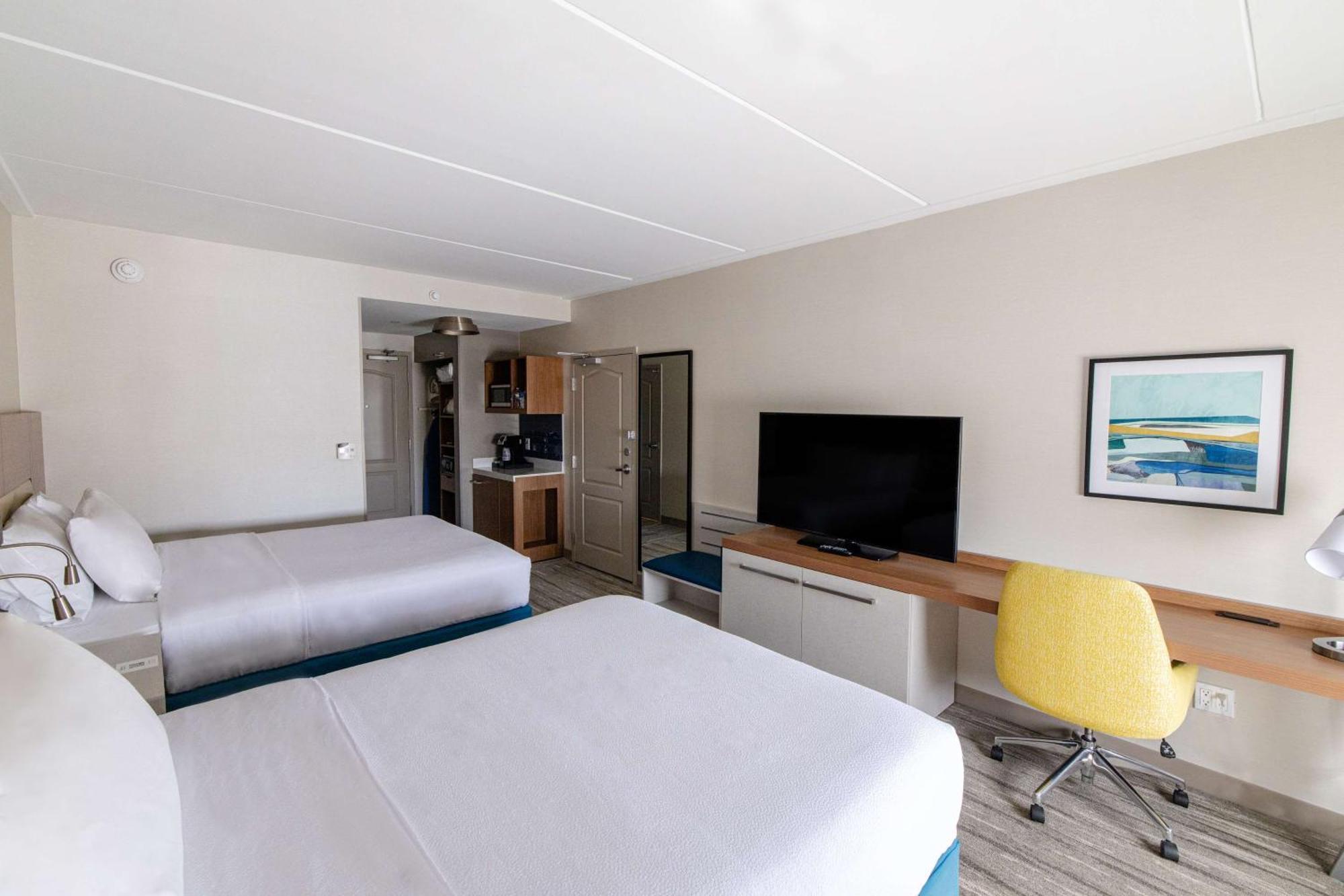 Hilton Garden Inn Lakewood Buitenkant foto